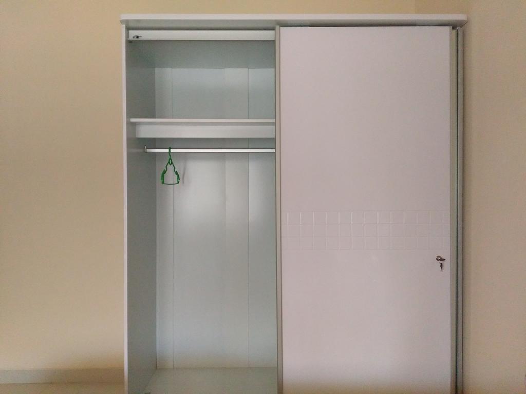 Jasmine Park Guest House Semarang Ngoại thất bức ảnh