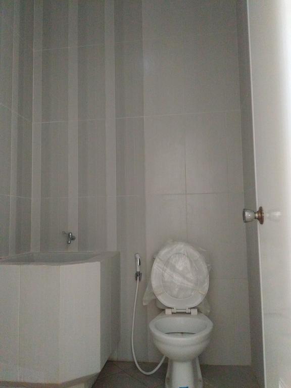 Jasmine Park Guest House Semarang Ngoại thất bức ảnh